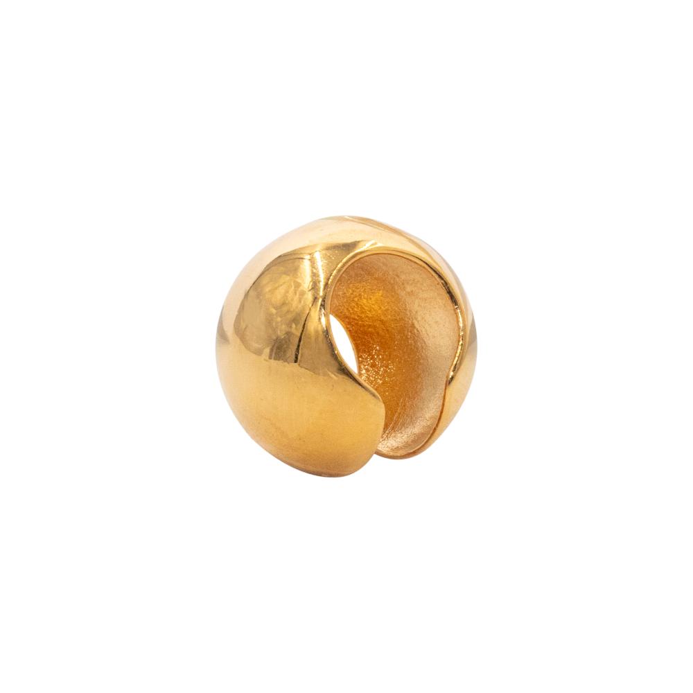 ACCENT Monochrome cuff earring in gold earring luna gold